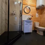 Letniskowe Nad Jeziorem Lesnianskim Holiday home Bozkowice