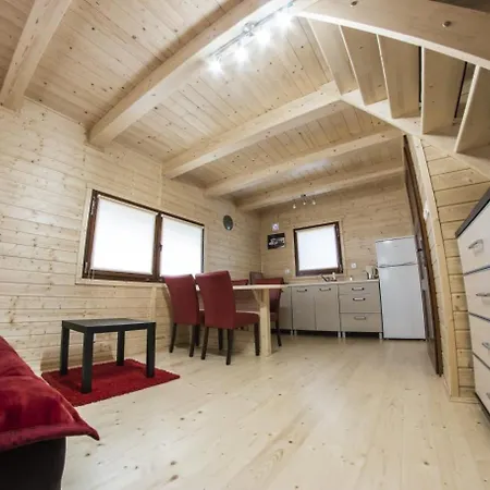 Hébergement de vacances Letniskowe Nad Jeziorem Lesnianskim *