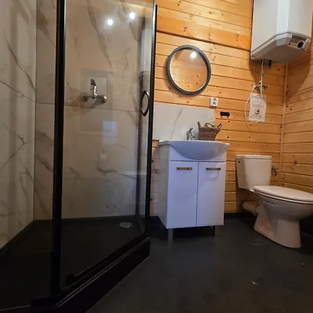 Letniskowe Nad Jeziorem Lesnianskim Holiday home Bozkowice