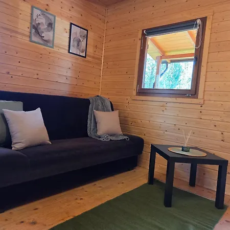 Prázdninový dům Letniskowe Nad Jeziorem Lesnianskim *