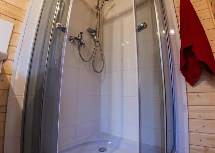 Letniskowe Nad Jeziorem Lesnianskim