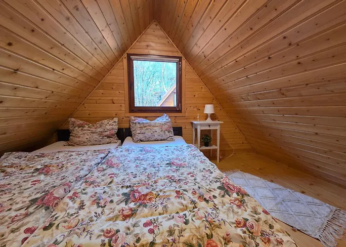 Holiday home Letniskowe Nad Jeziorem Lesnianskim